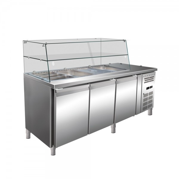 Saladeta refrigerata cu vitrina